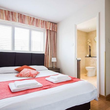 Spacious House, Sleeps 7 People Reading Bagian luar foto