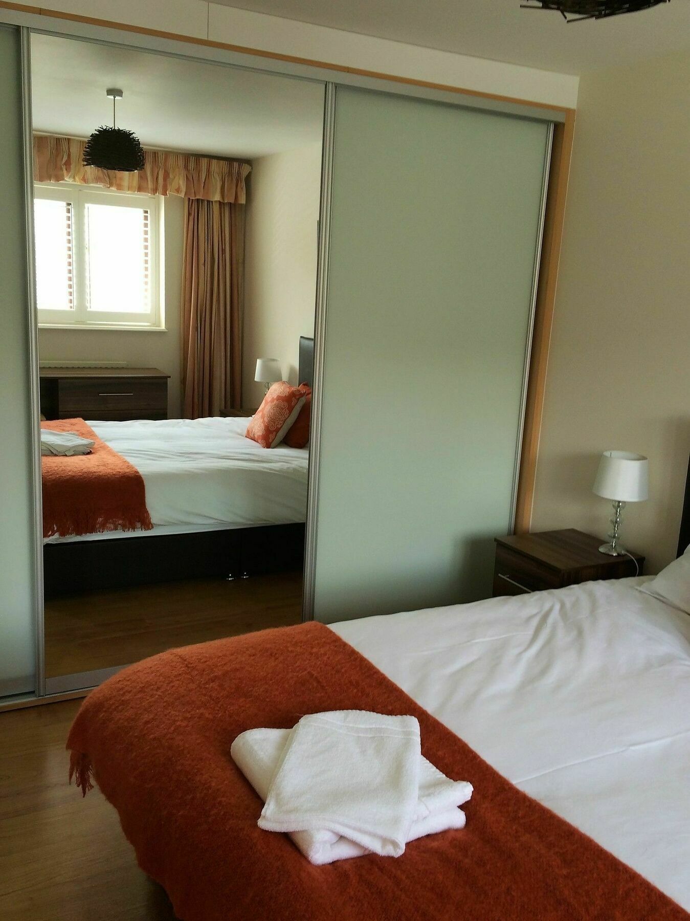 Spacious House, Sleeps 7 People Reading Bagian luar foto